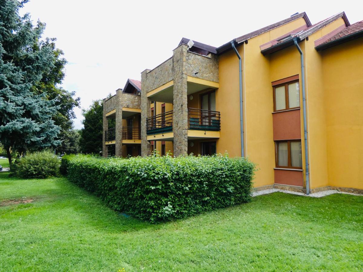 Fortuna Golf Apartman Buk Exterior photo